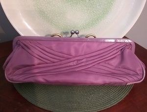 🛍 4/$10 Simply Vera by Vera Wang Clutch